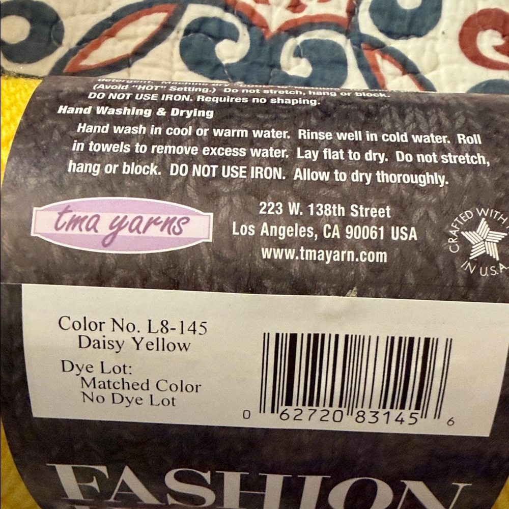Fashion Knit Bright Yellow Yarn Lot 6 Skeins - Picture 3 of 4